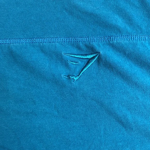 Gymshark Tee Shirt - Picture 2 of 8